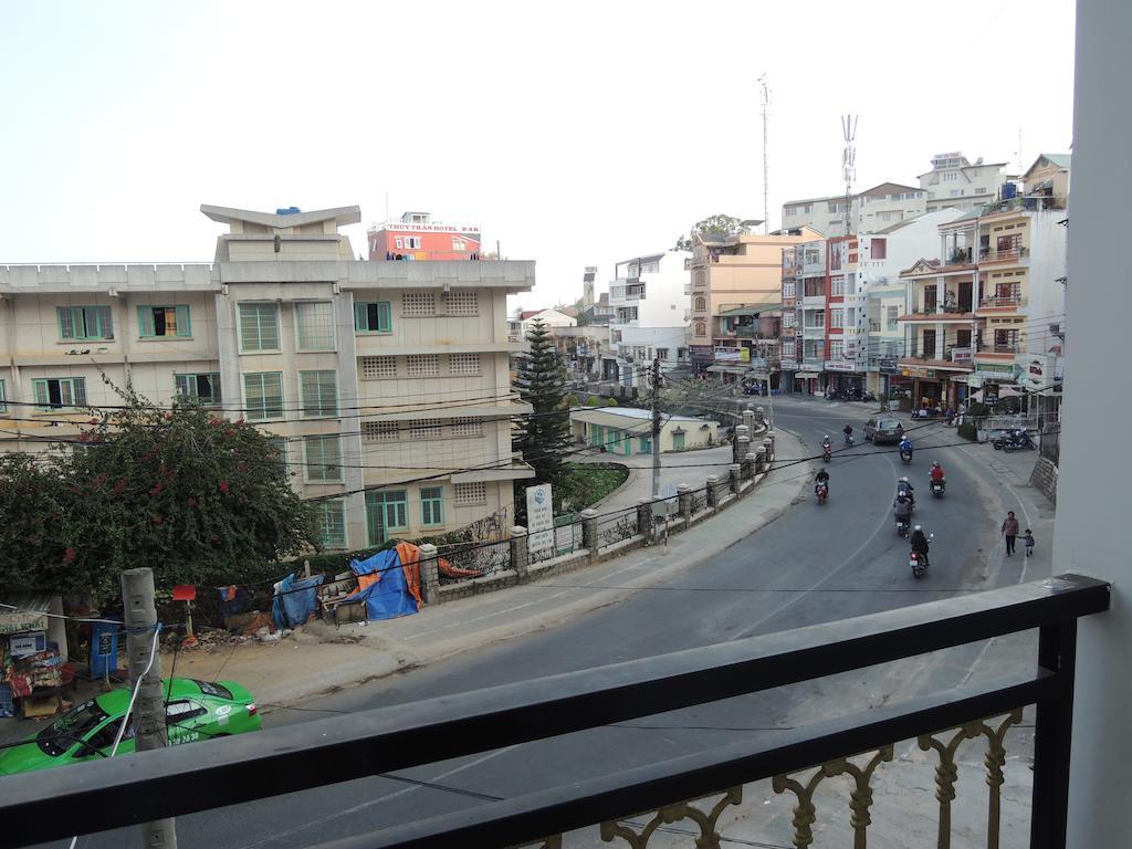 Hong Hoa Hotel Da Lat Room photo